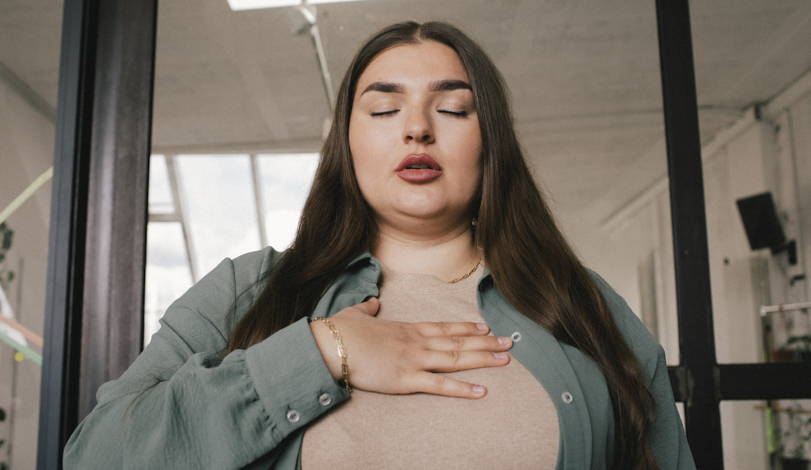 Featured image for Yes, Dehydration Can Cause Chest Pain—Here's How To Relieve It (and Get Rehydrated)