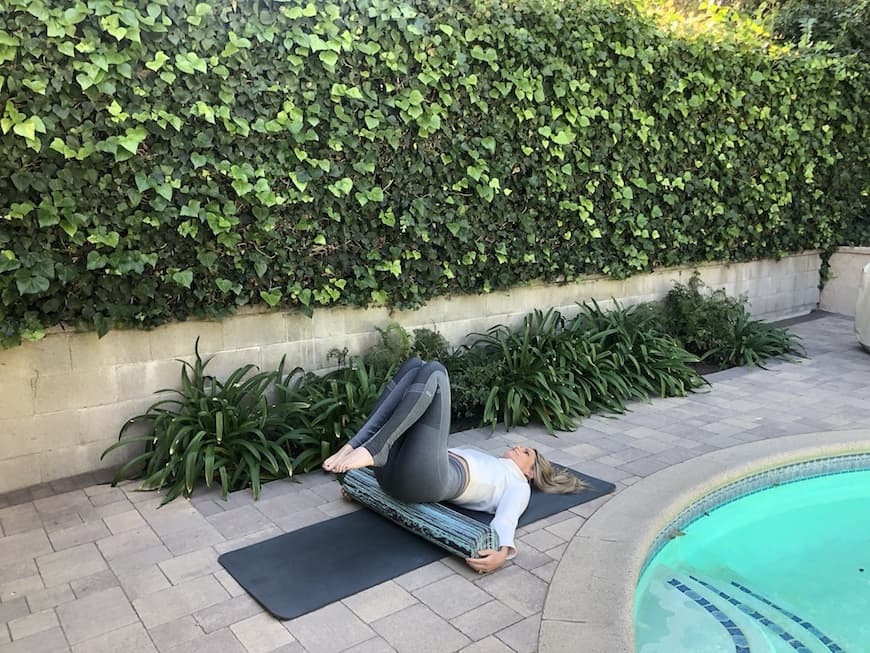 Foam rolling moves for bloating