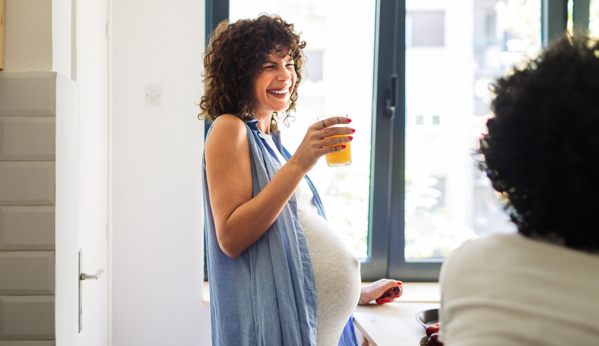 Featured image for The Best Non-Alcoholic Drinks To Sip During Pregnancy, According to a Nutritionist