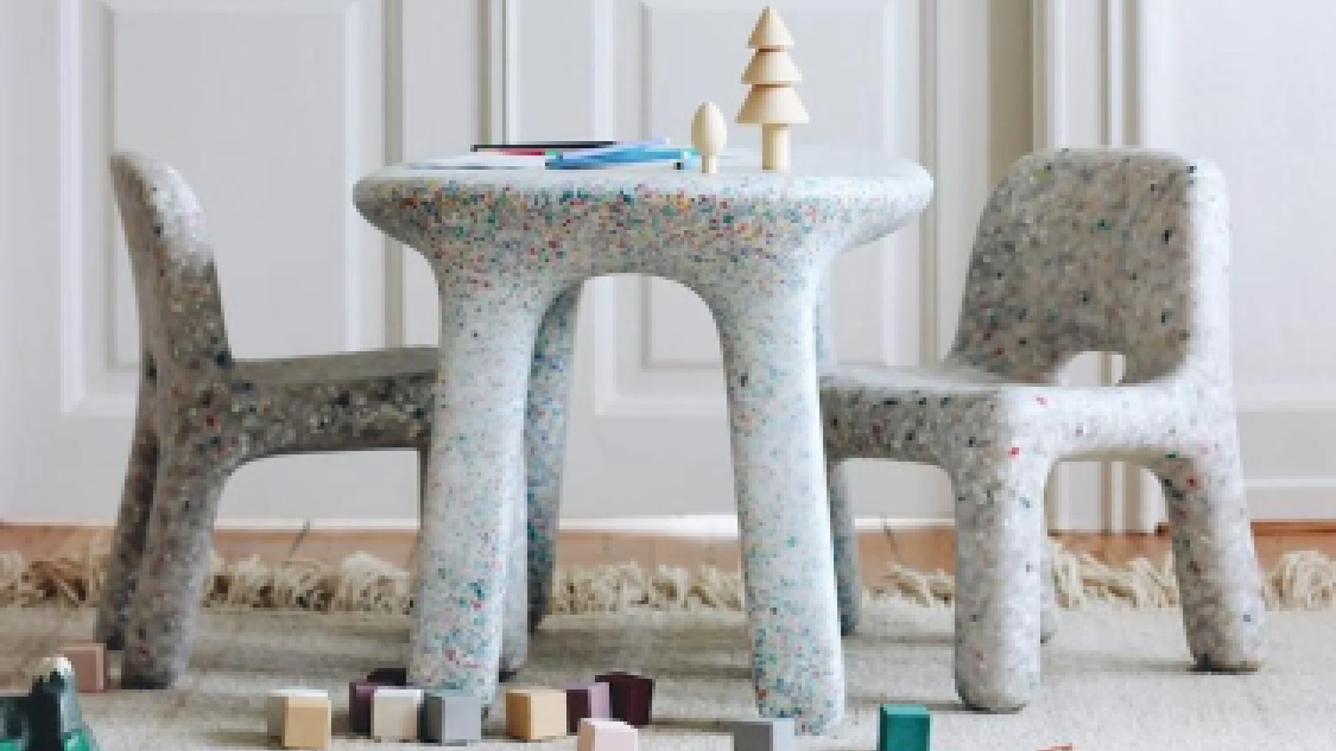 Kids table