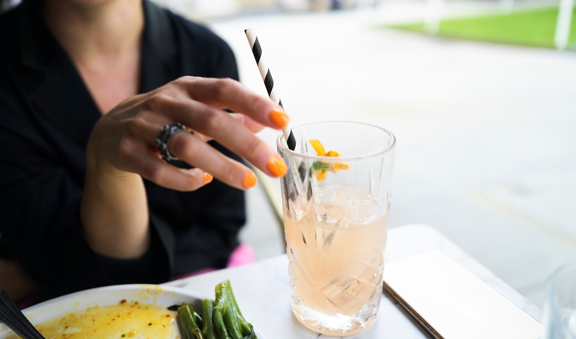 Featured image for These Powder Mocktails Hydrate You Twice As Fast as Water and Have Almost 50K Reviews—Here’s What Happened When I Tried Them