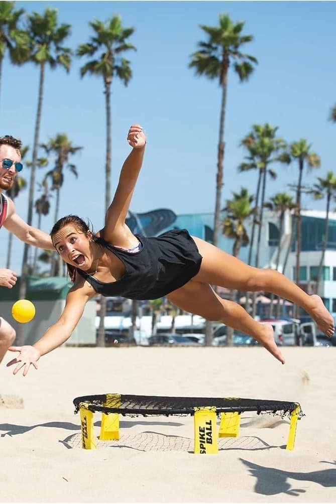 Spikeball