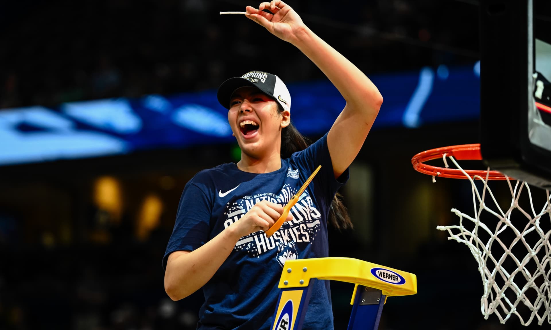 Jana El Alfy #8 of the Connecticut Huskies