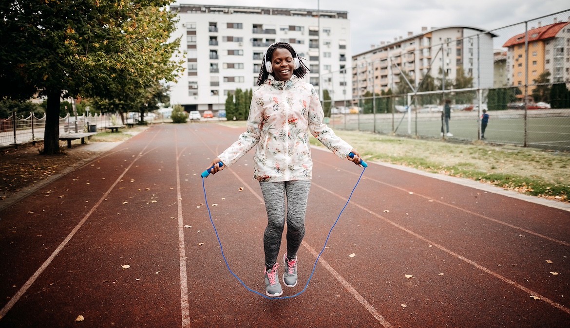 Featured image for The Cardio-Revving Benefits of Jumping Rope Seriously Rival Running