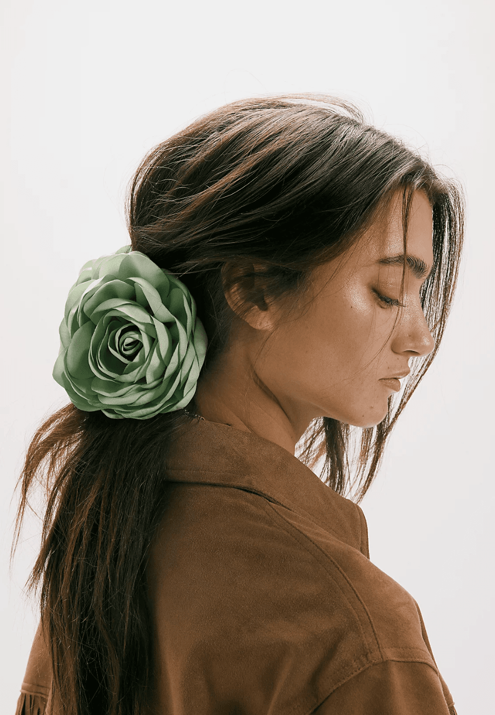 Belle Rosette Claw Clip