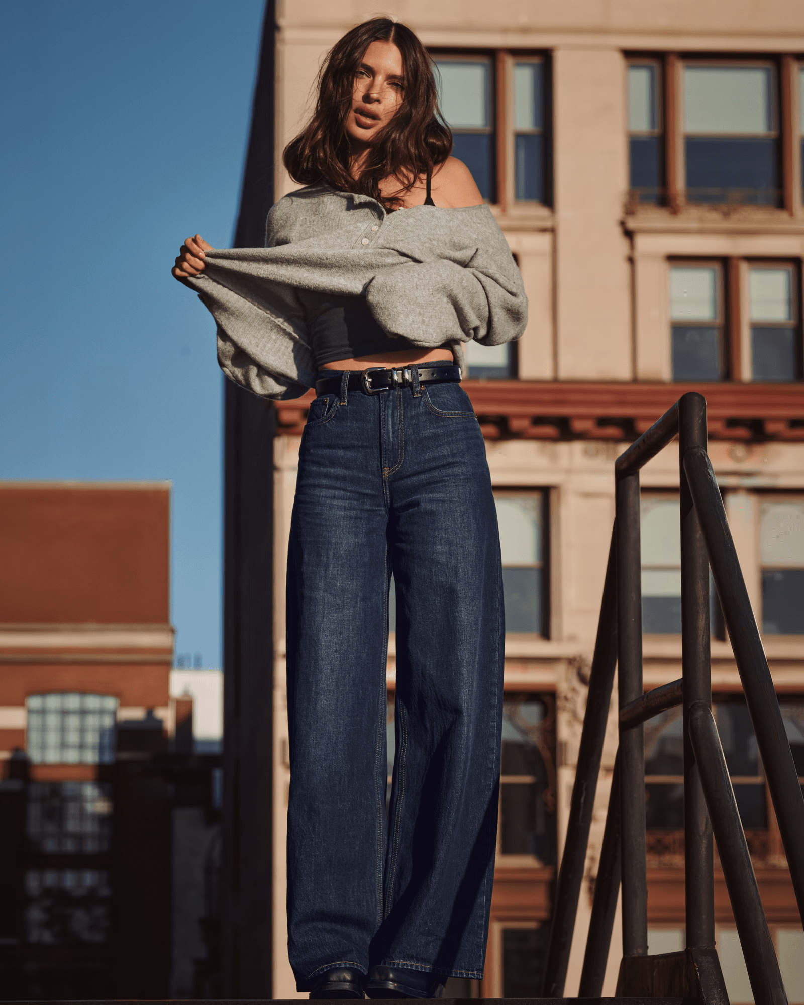 Abercrombie & Fitch High Rise Wide Leg Jean