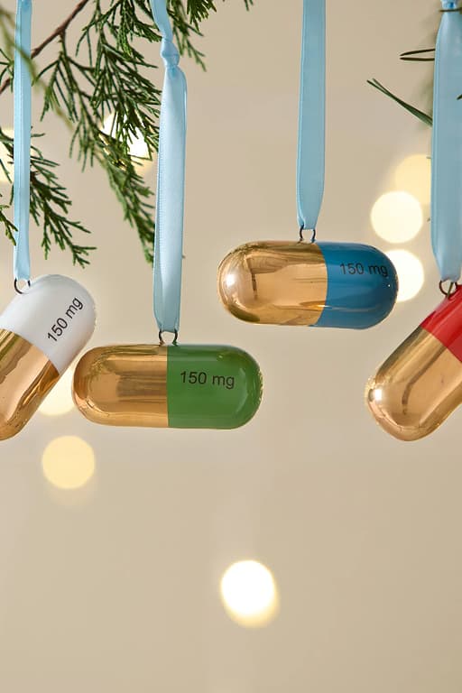 Full Dose Gold Ornament Set