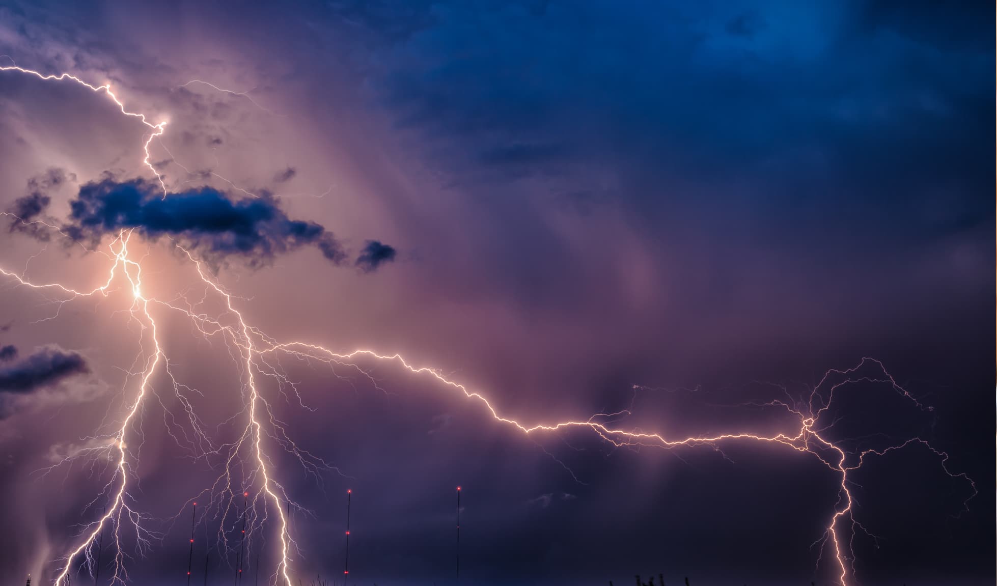 Lightening in the sky