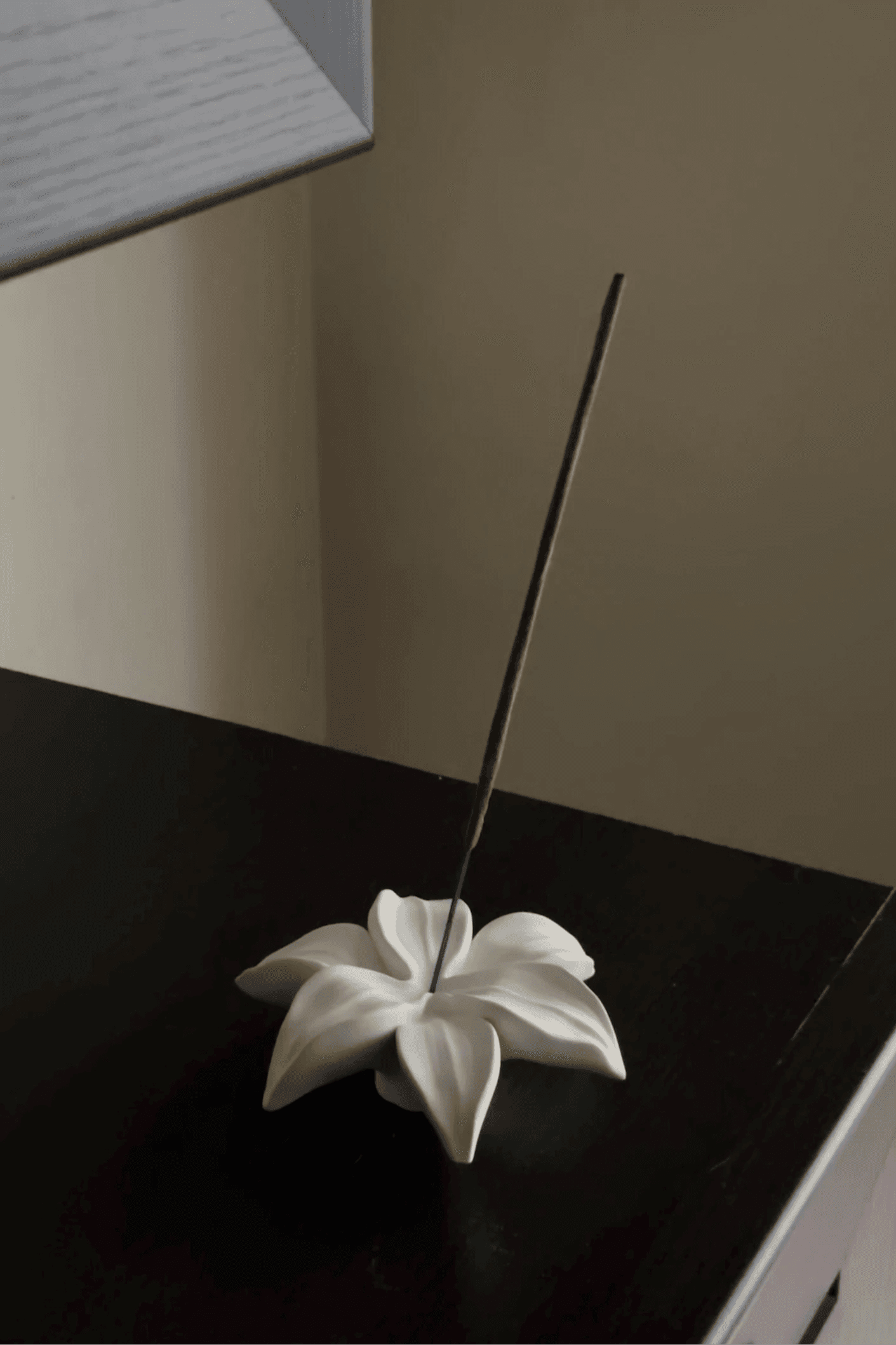 lily incense folder