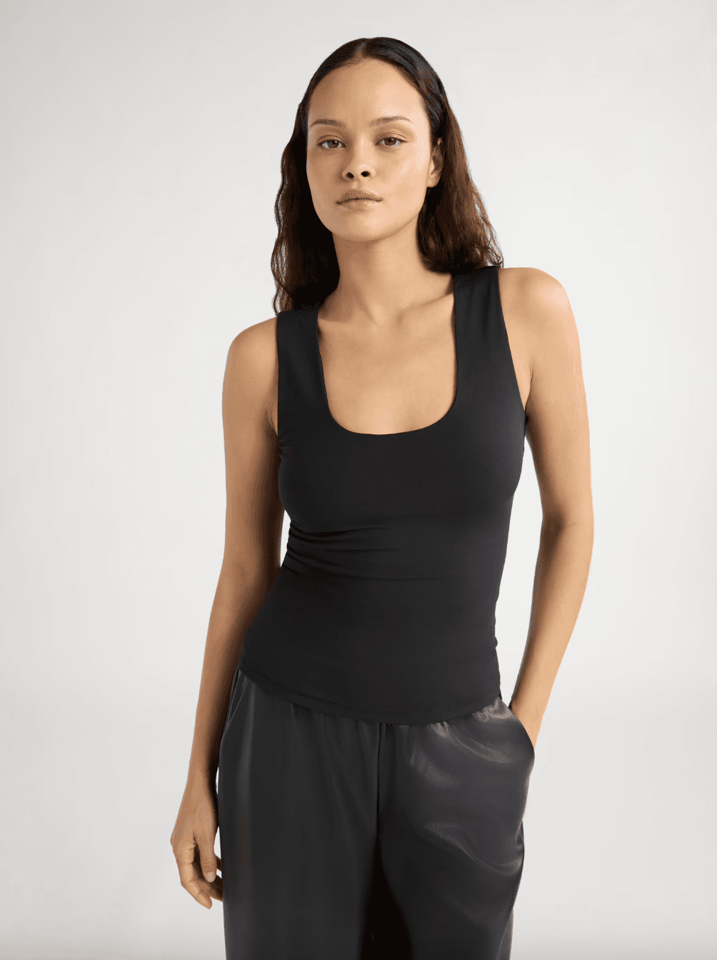 Walmart Scoop Women's Sleeveless Scoop Neck Contour Top
