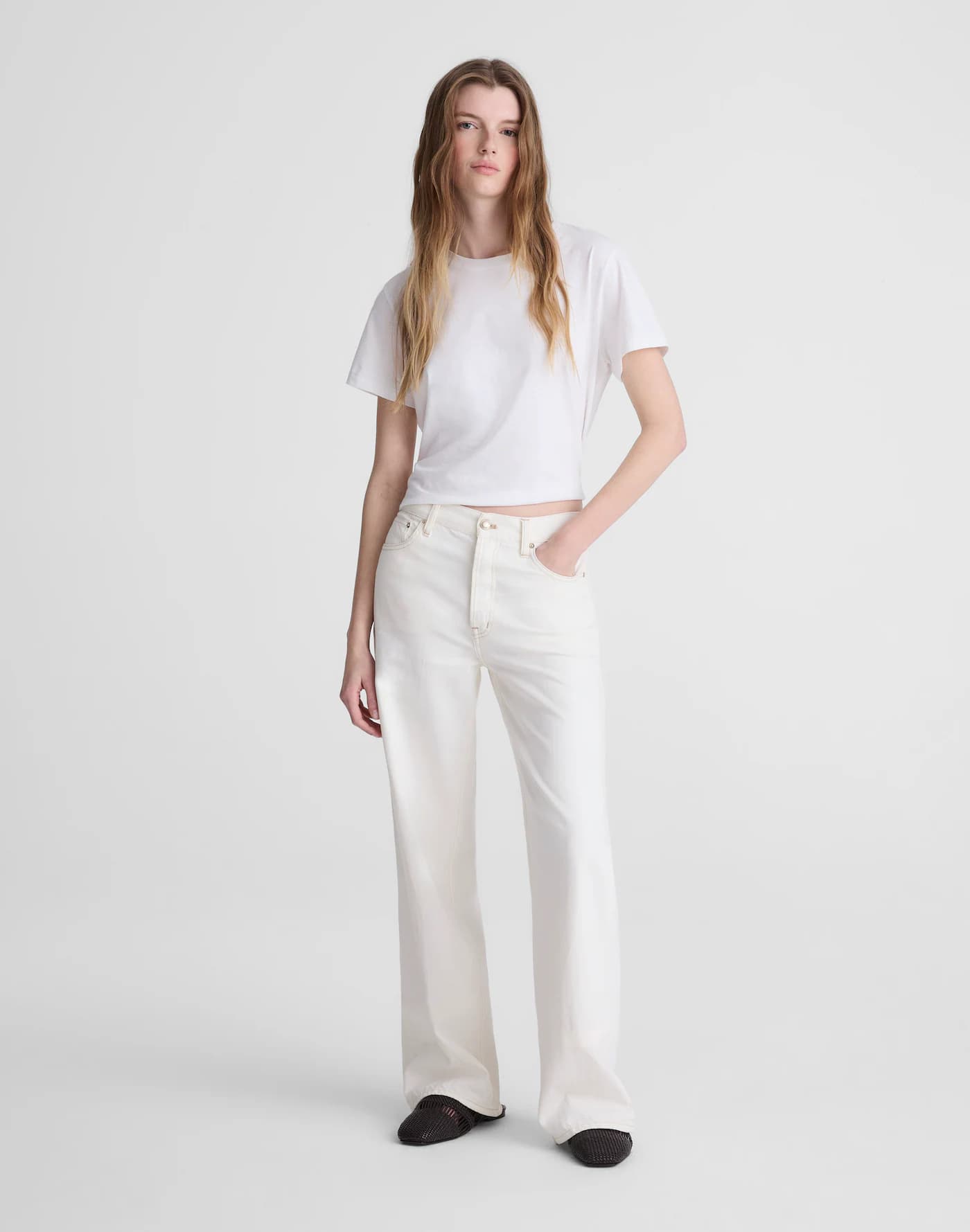 white-jeans