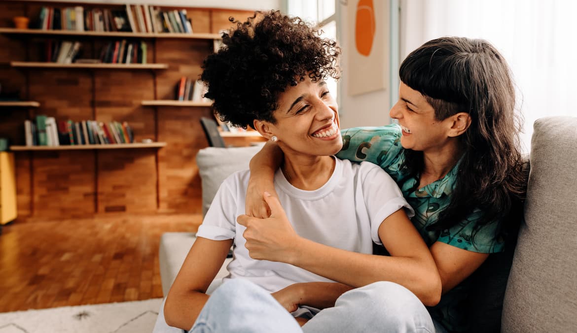 Featured image for How to Tell the Difference Between Falling in Love, Being in Love, and Loving Someone