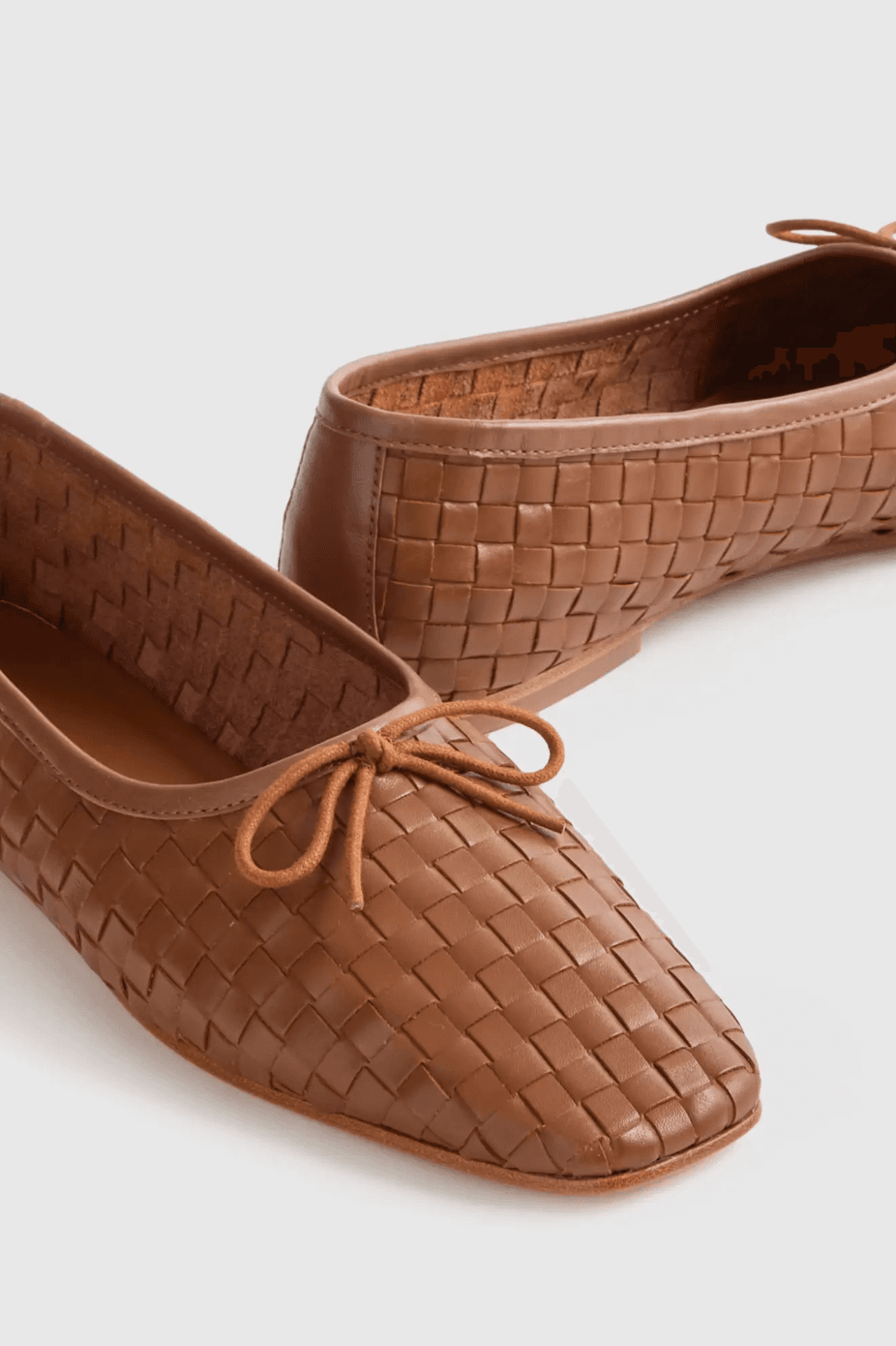 woven flats