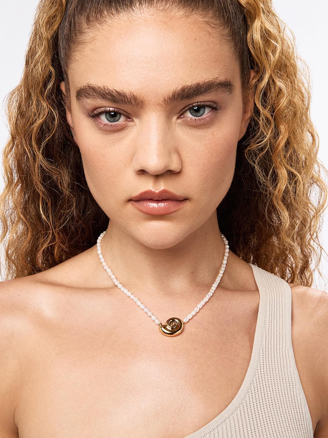 shell-necklace