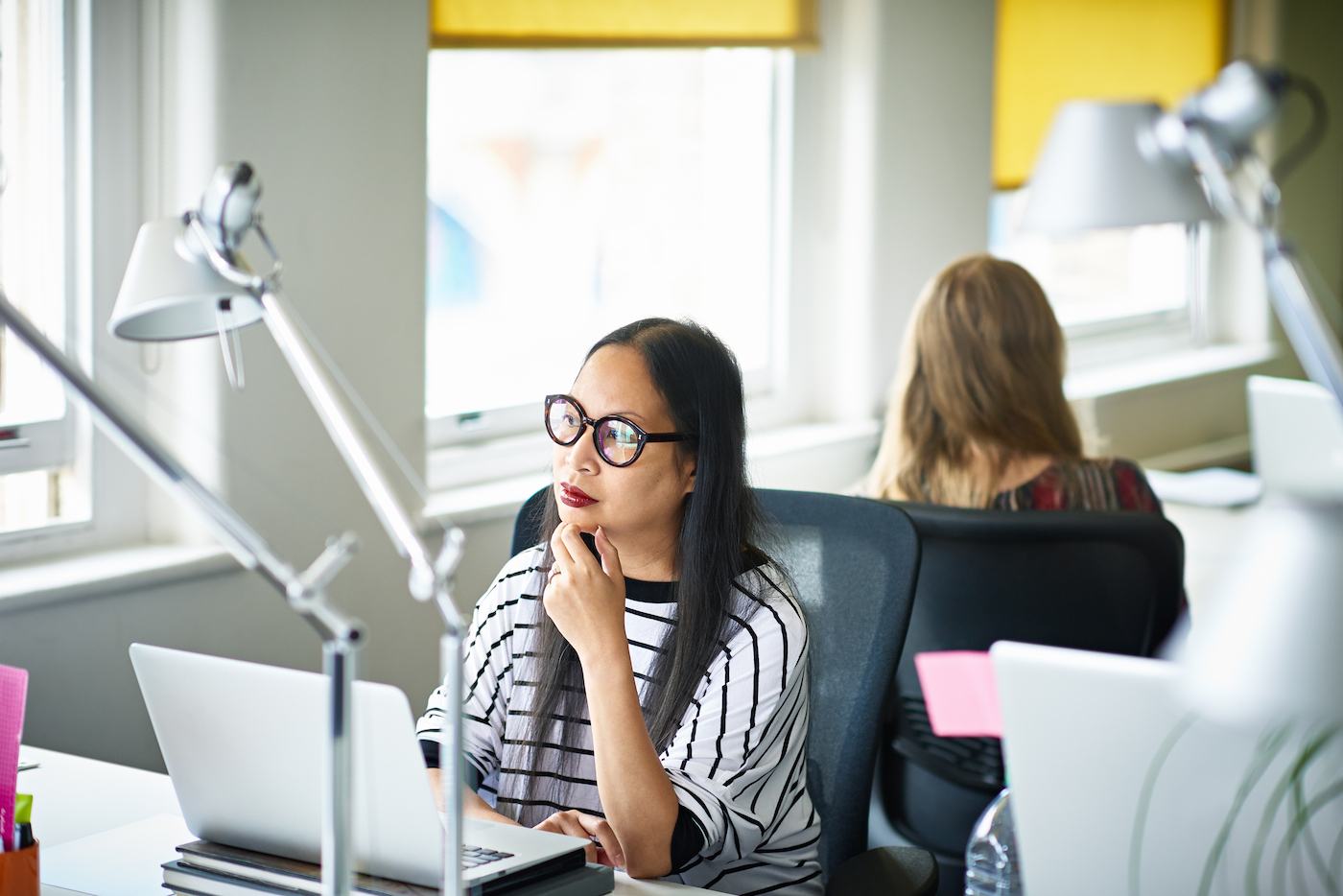 Featured image for 4 Acupressure Points That Relieve Jaw Tension in 60 Seconds, According to a Dentist